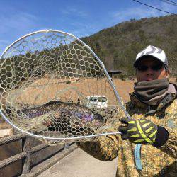 フィッシングレイクたかみや 釣果