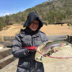 フィッシングレイクたかみや 釣果