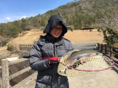 フィッシングレイクたかみや 釣果