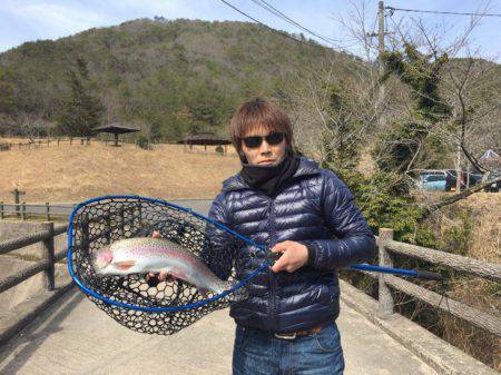 フィッシングレイクたかみや 釣果