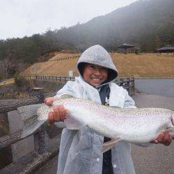 フィッシングレイクたかみや 釣果