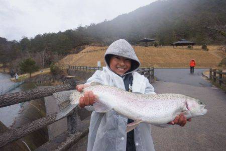 フィッシングレイクたかみや 釣果
