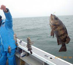 石川丸 釣果