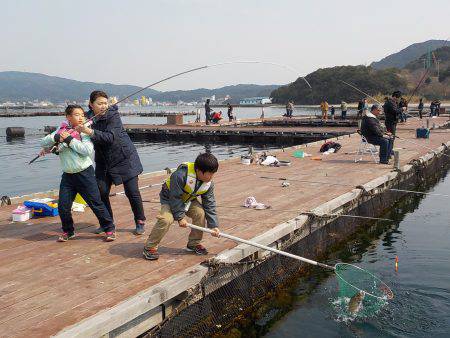 淡路じゃのひれフィッシングパーク 釣果