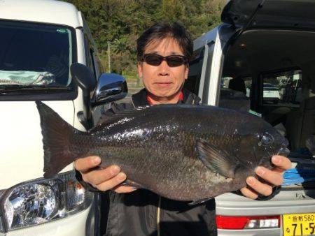 鵜来島家本渡船 釣果