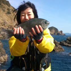 鵜来島家本渡船 釣果