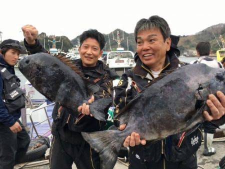 鵜来島家本渡船 釣果