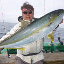 真祐丸 （しんゆうまる） 釣果