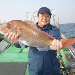 真祐丸 （しんゆうまる） 釣果