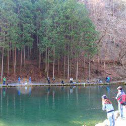 小菅トラウトガーデン 釣果