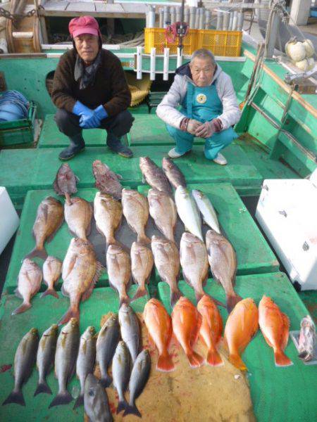 真祐丸 （しんゆうまる） 釣果