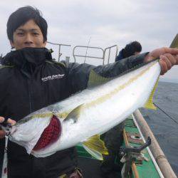 真祐丸 （しんゆうまる） 釣果