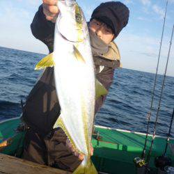 真祐丸 （しんゆうまる） 釣果