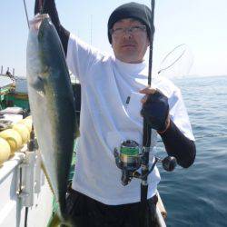 真祐丸 (しんゆうまる) 釣果