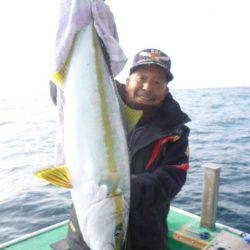 真祐丸 （しんゆうまる） 釣果