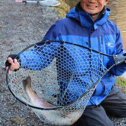 小菅トラウトガーデン 釣果