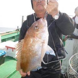 真祐丸 (しんゆうまる) 釣果