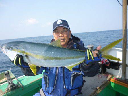 真祐丸 （しんゆうまる） 釣果