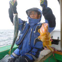 真祐丸 （しんゆうまる） 釣果