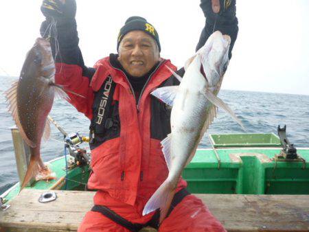 真祐丸 （しんゆうまる） 釣果