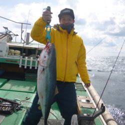 真祐丸 （しんゆうまる） 釣果