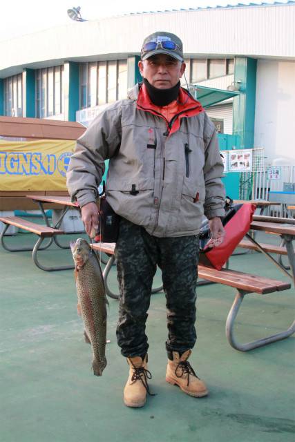 としまえんフィッシングエリア 釣果