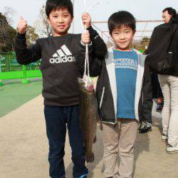 としまえんフィッシングエリア 釣果