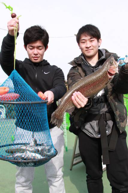 としまえんフィッシングエリア 釣果