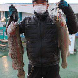 としまえんフィッシングエリア 釣果