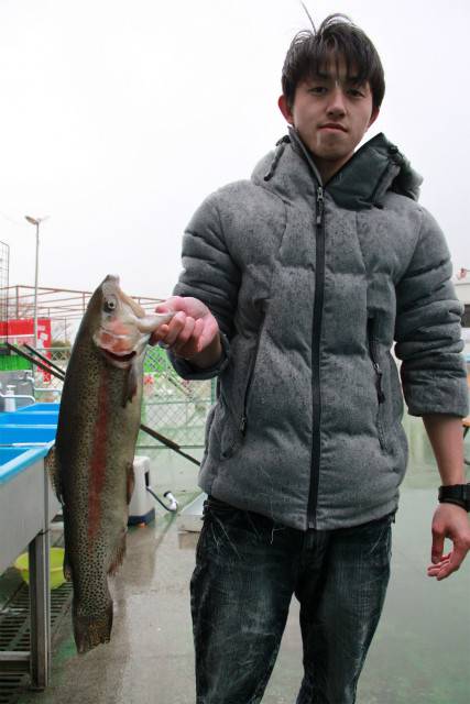 としまえんフィッシングエリア 釣果