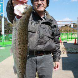 としまえんフィッシングエリア 釣果