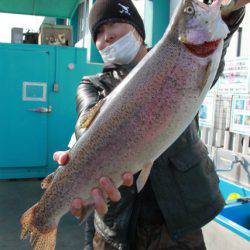 としまえんフィッシングエリア 釣果