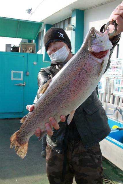 としまえんフィッシングエリア 釣果