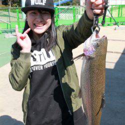 としまえんフィッシングエリア 釣果