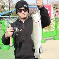 としまえんフィッシングエリア 釣果