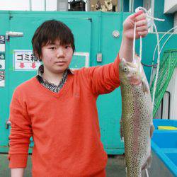 としまえんフィッシングエリア 釣果