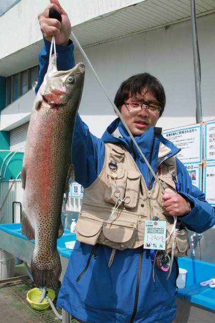 としまえんフィッシングエリア 釣果