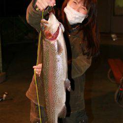 としまえんフィッシングエリア 釣果