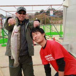 としまえんフィッシングエリア 釣果