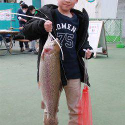 としまえんフィッシングエリア 釣果