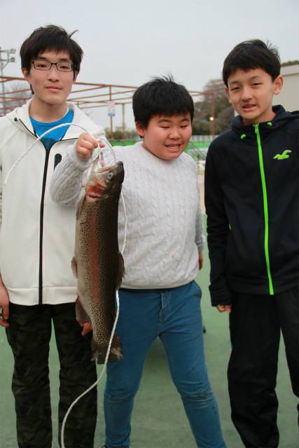 としまえんフィッシングエリア 釣果