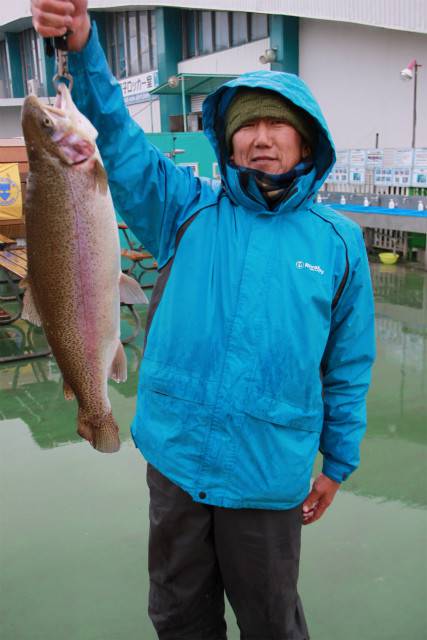 としまえんフィッシングエリア 釣果
