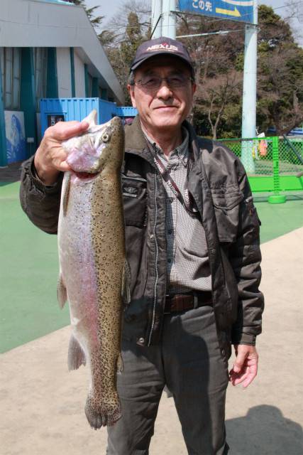 としまえんフィッシングエリア 釣果