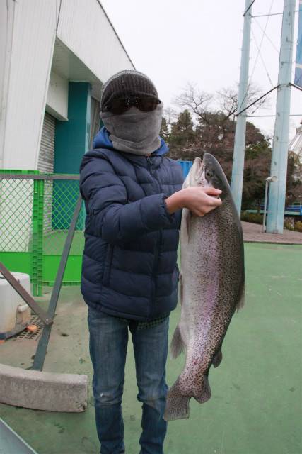 としまえんフィッシングエリア 釣果