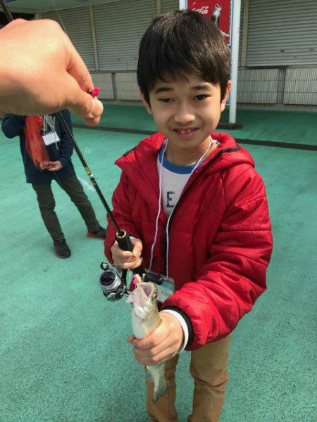 としまえんフィッシングエリア 釣果