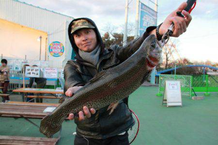 としまえんフィッシングエリア 釣果