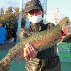 としまえんフィッシングエリア 釣果