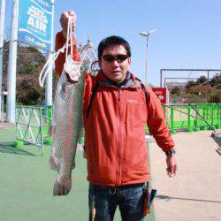 としまえんフィッシングエリア 釣果