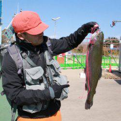 としまえんフィッシングエリア 釣果