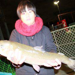 としまえんフィッシングエリア 釣果